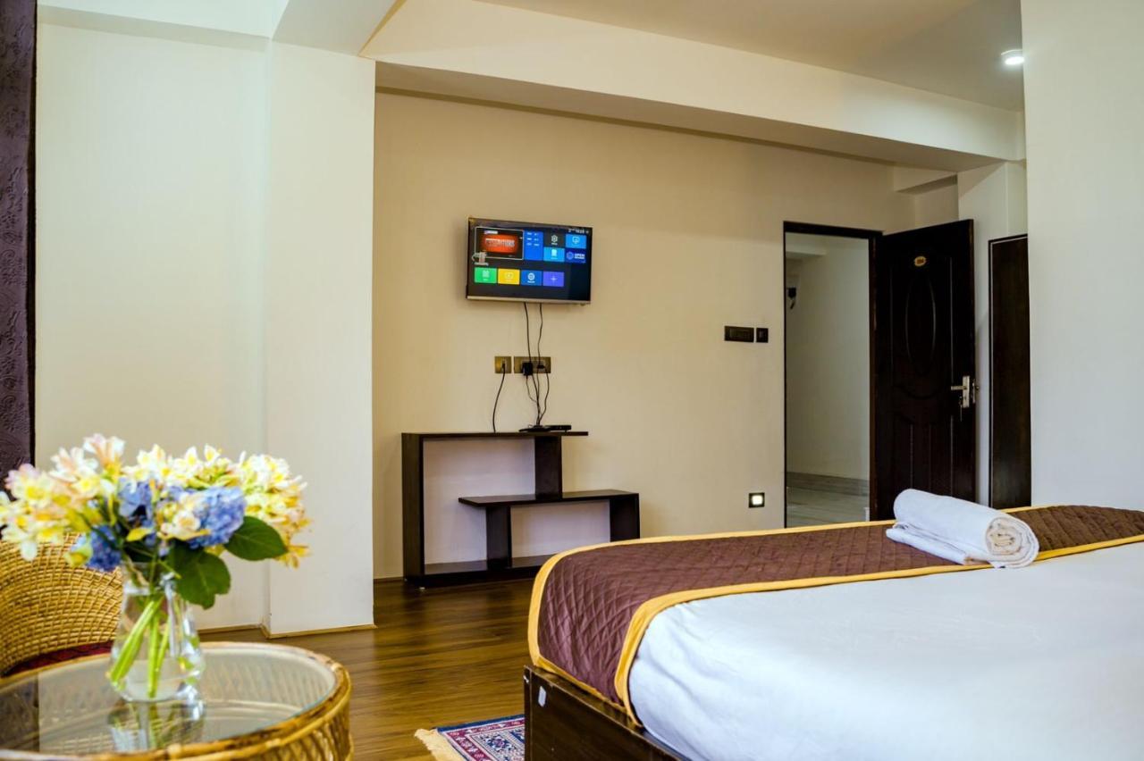 Daksha Pelling Nest Hotel ภายนอก รูปภาพ